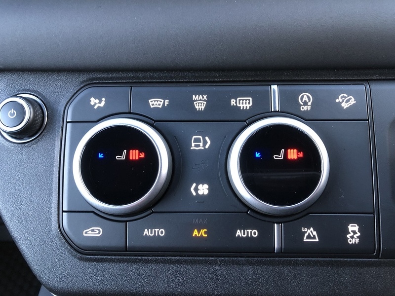 Used Land Rover Defender 2024 for sale - 77365250: Photo 57