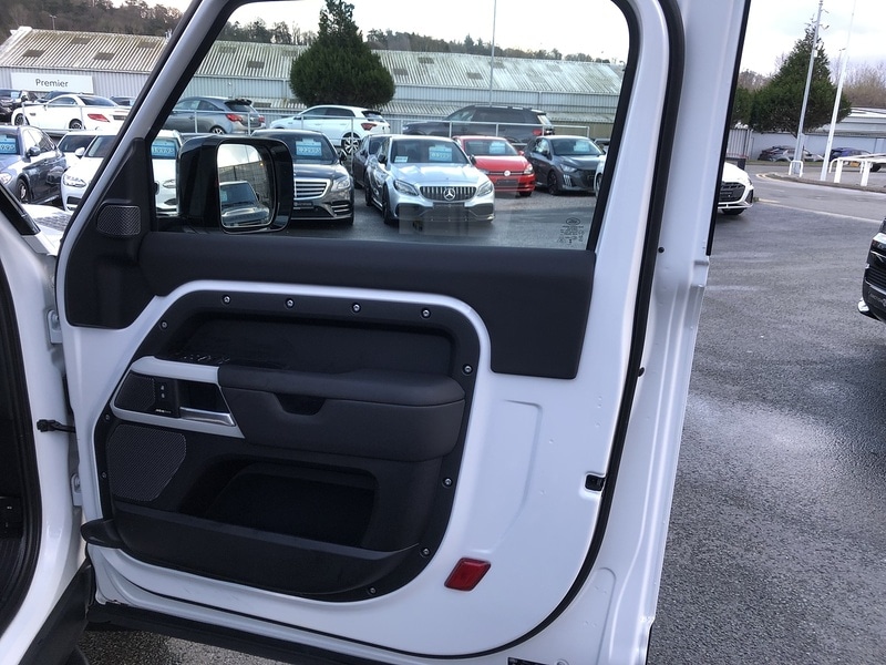 Used Land Rover Defender 2024 for sale - 77365250: Photo 63