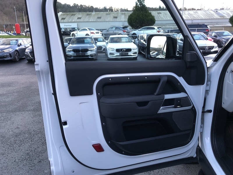 Used Land Rover Defender 2024 for sale - 77365250: Photo 64