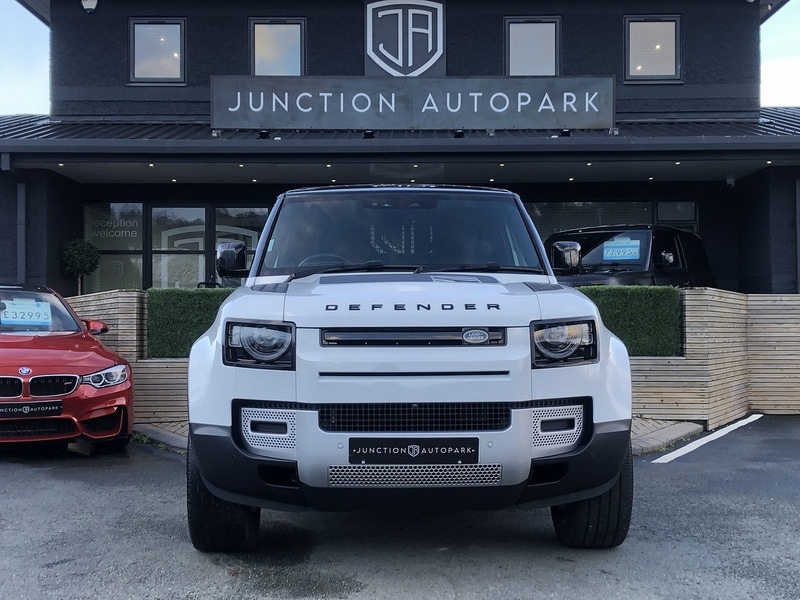 Used Land Rover Defender 2024 for sale - 77365250: Photo 9