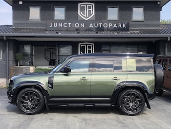 Used Land Rover Defender 2025 for sale - 79507212: Photo