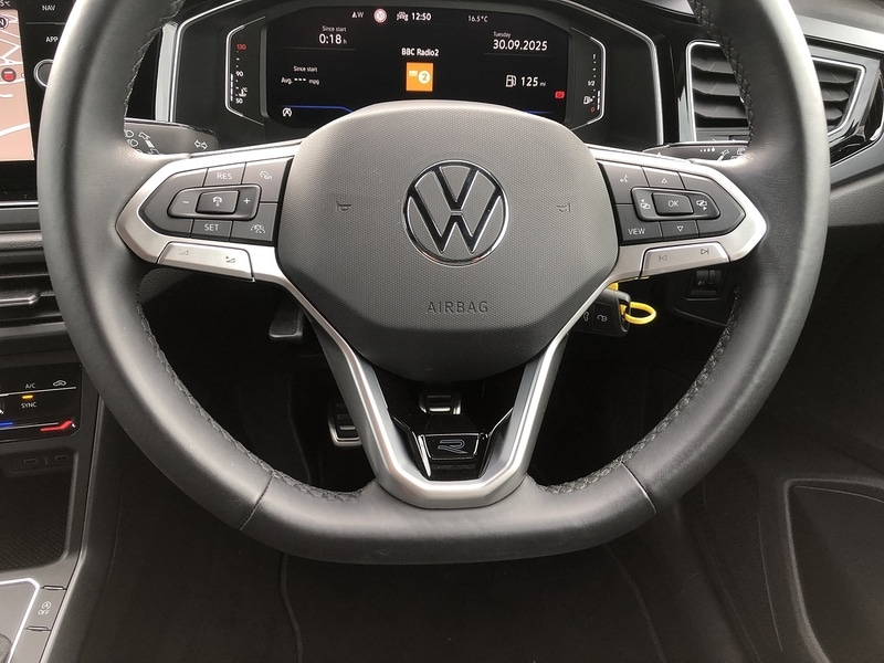 Used Volkswagen Polo 2023 for sale - 77365275: Photo 36