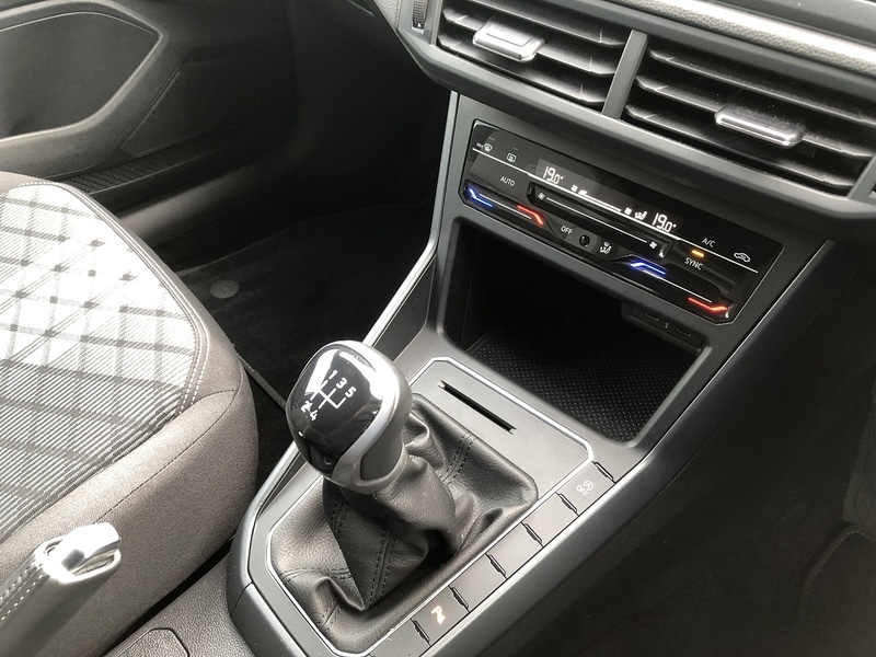 Used Volkswagen Polo 2023 for sale - 77365275: Photo 39