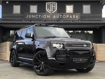 Used Land Rover Defender 2023 for sale - 79445833: Photo