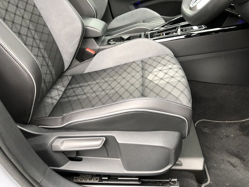 Used Volkswagen Golf 2023 for sale - 77622048: Photo 18