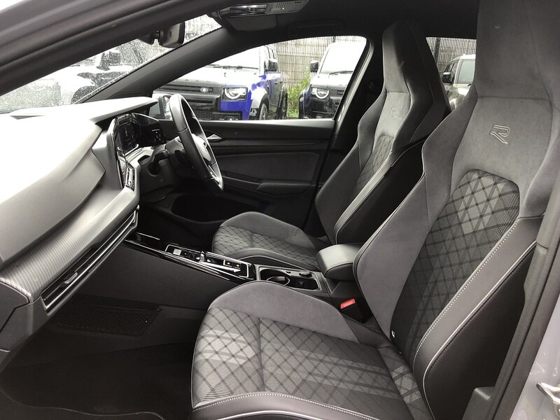 Used Volkswagen Golf 2023 for sale - 77622048: Photo 25