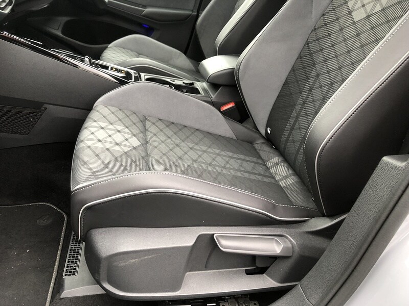 Used Volkswagen Golf 2023 for sale - 77622048: Photo 27