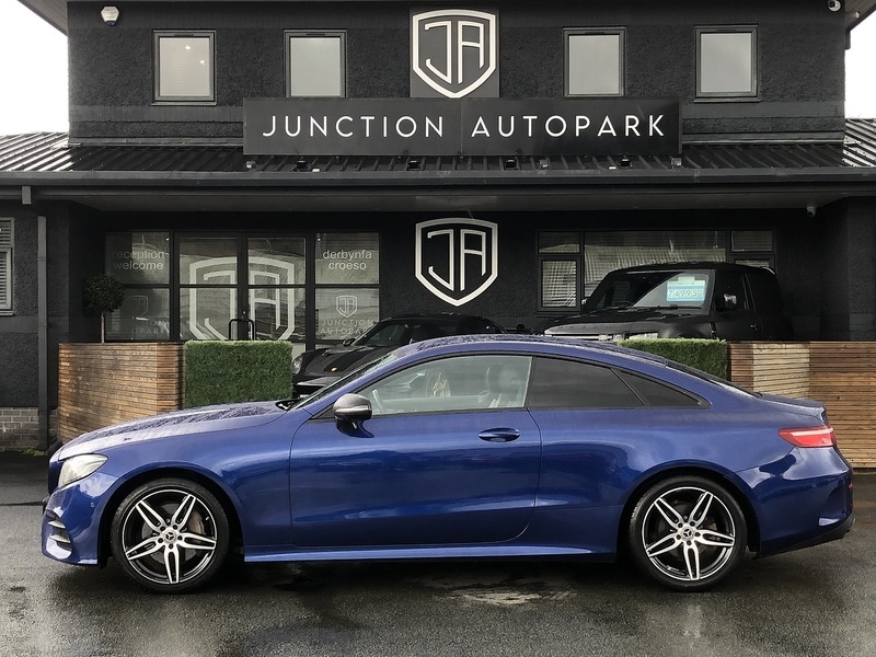 Used Mercedes-Benz E Class 2020 for sale - 77681371: Photo 4