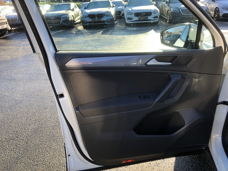 Used Volkswagen Tiguan 2023 for sale - 77365236: Photo 60