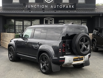 Used Land Rover Defender 2024 for sale - 79562024: Photo