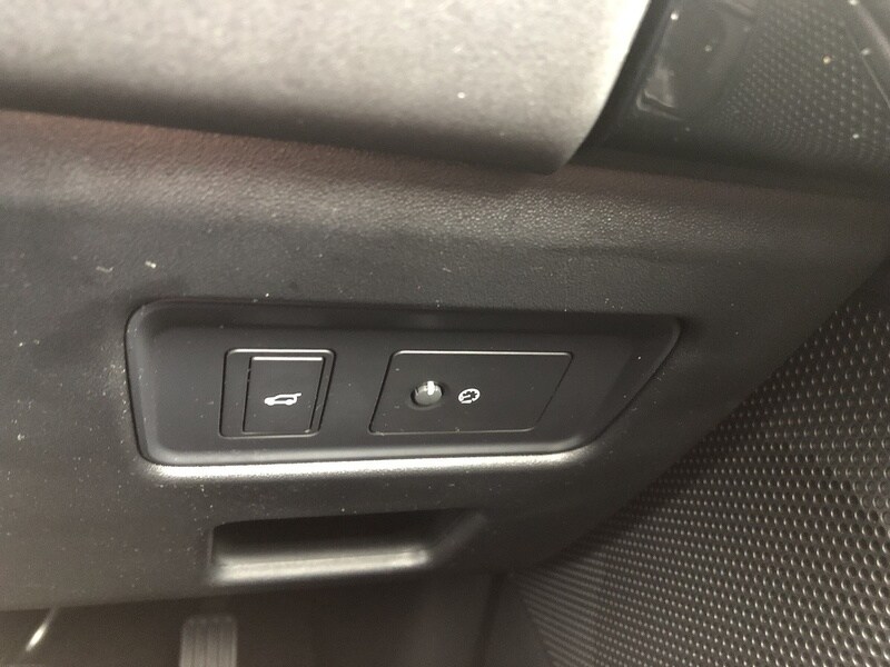 Used Land Rover Discovery 2020 for sale - 77365260: Photo 60