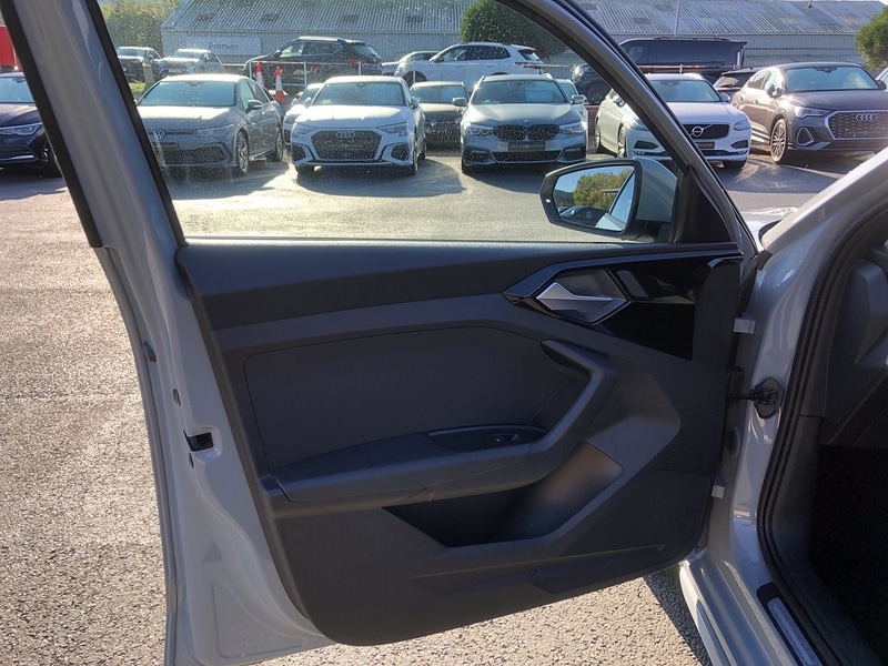 Used Audi A1 for sale - 77365326: Photo 56