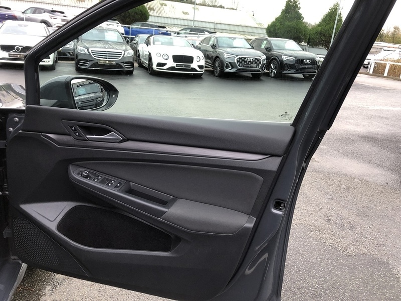 Used Volkswagen Golf 2020 for sale - 77365281: Photo 58