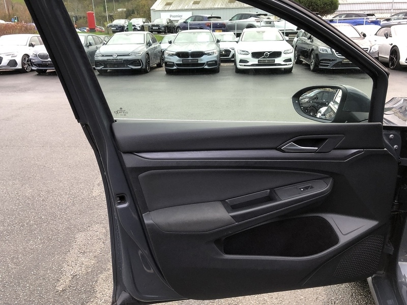 Used Volkswagen Golf 2020 for sale - 77365281: Photo 60