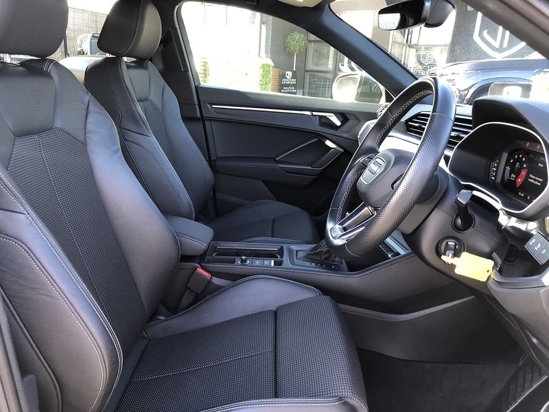 Used Audi Q3 2023 for sale - 77365327: Photo 15