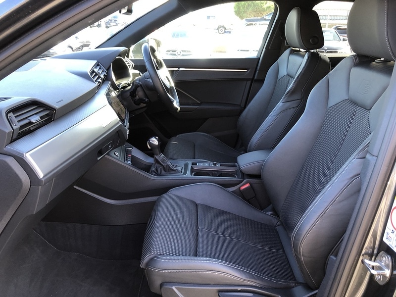 Used Audi Q3 2023 for sale - 77365327: Photo 25