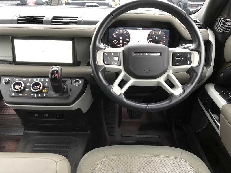 Used Land Rover Defender 90 2021 for sale - 77517505: Photo 25