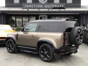 Used Land Rover Defender 90 2021 for sale - 77517505: Photo