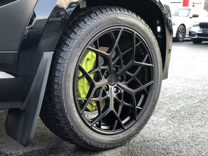 Used Land Rover Defender 2025 for sale - 77365289: Photo 11