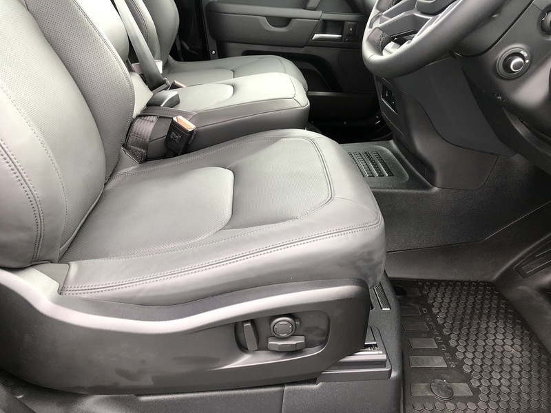 Used Land Rover Defender 2025 for sale - 77365289: Photo 23