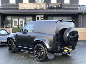 Used Land Rover Defender 90 2025 for sale - 77365289: Photo