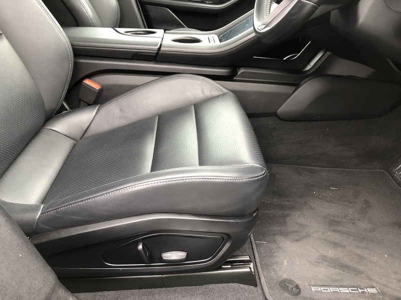 Used Porsche Taycan 2023 for sale - 77365272: Photo 18