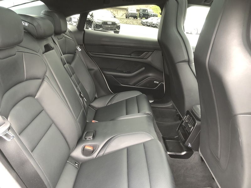 Used Porsche Taycan 2023 for sale - 77365272: Photo 19