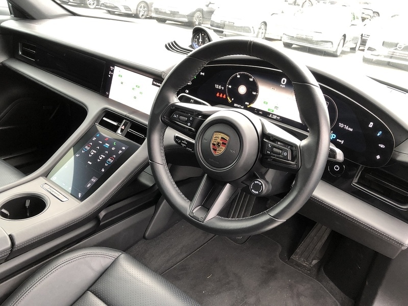 Used Porsche Taycan 2023 for sale - 77365272: Photo 21