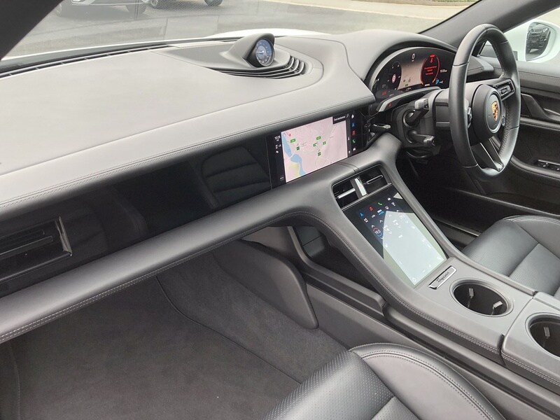 Used Porsche Taycan 2023 for sale - 77365272: Photo 24