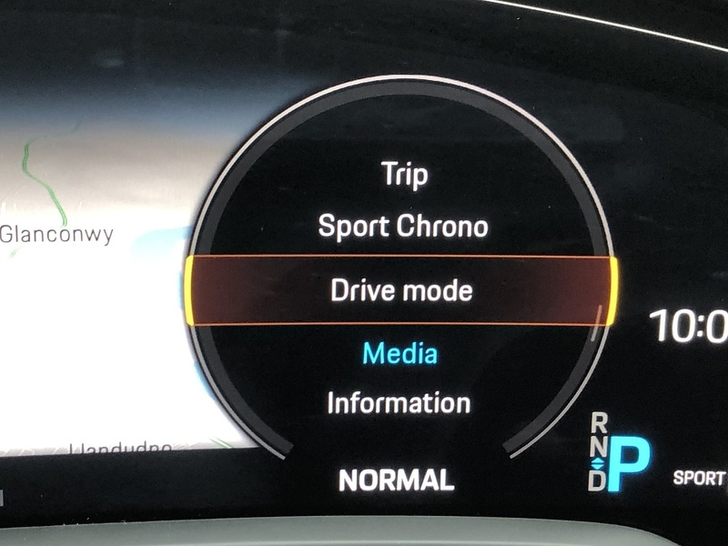 Used Porsche Taycan 2023 for sale - 77365272: Photo 34