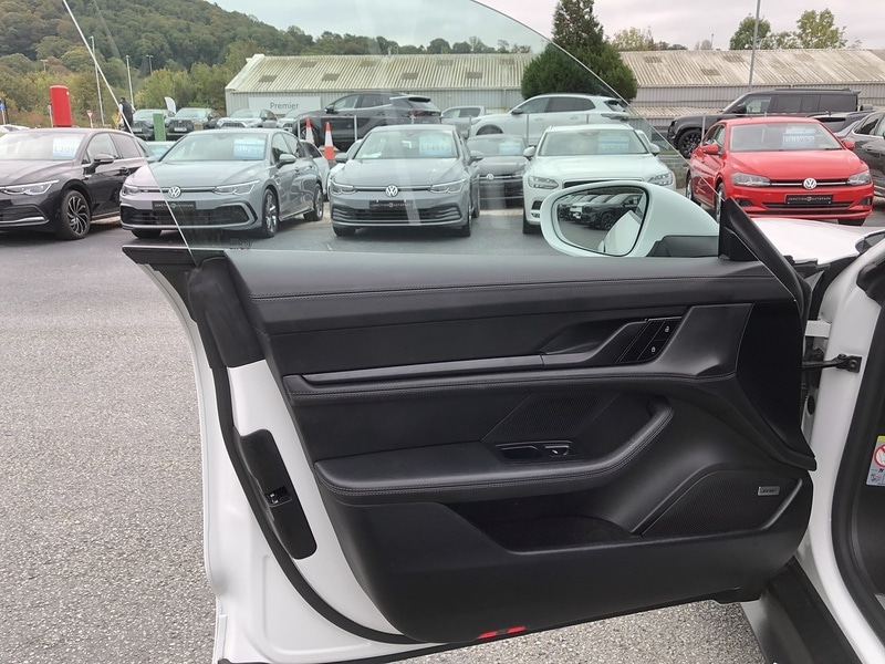 Used Porsche Taycan 2023 for sale - 77365272: Photo 68