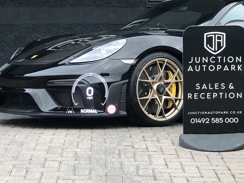 Used Porsche Taycan 2023 for sale - 77365272: Photo 77