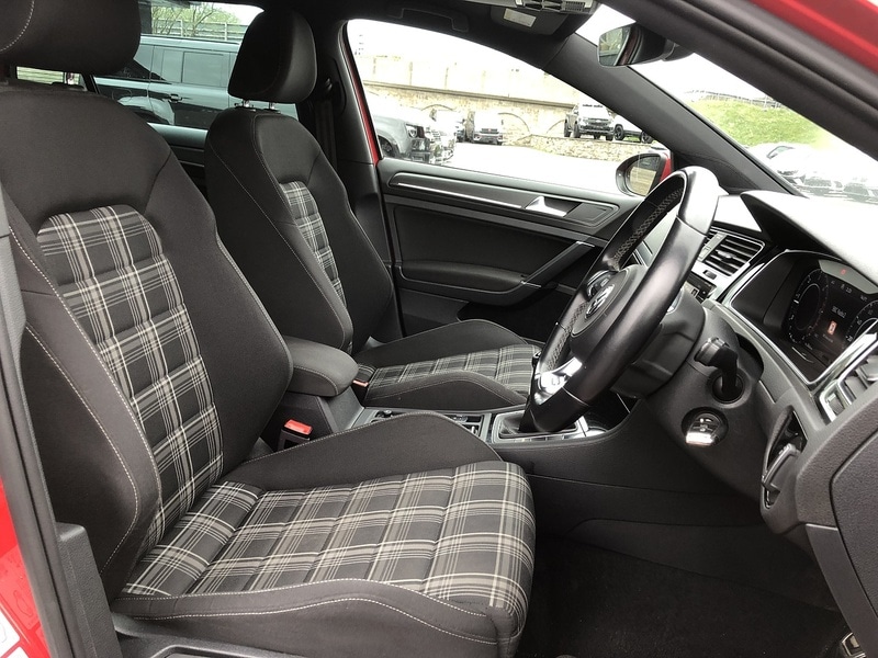 Used Volkswagen Golf 2018 for sale - 78083696: Photo 15