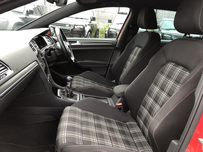 Used Volkswagen Golf 2018 for sale - 78083696: Photo 24