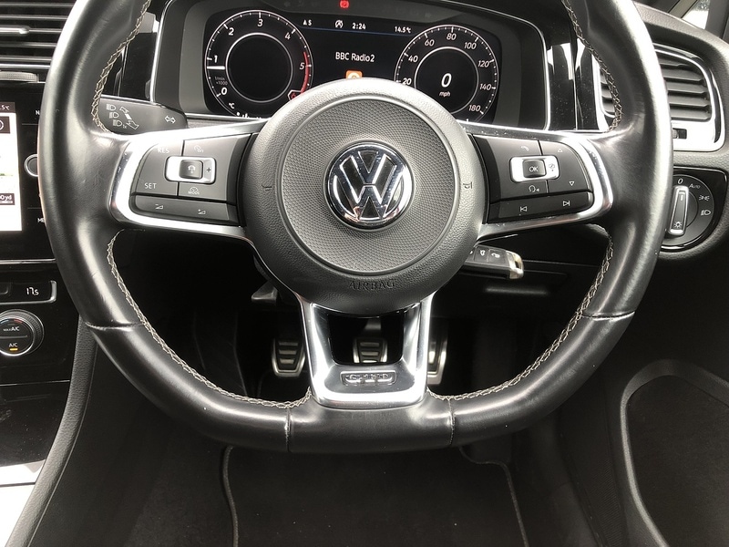 Used Volkswagen Golf 2018 for sale - 78083696: Photo 32