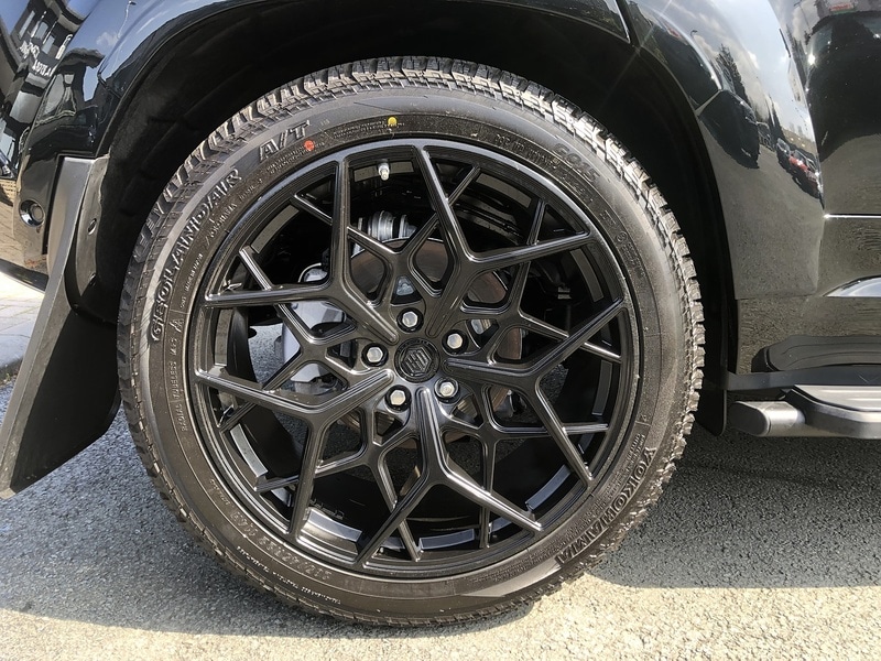 Used Land Rover Defender 110 for sale - 78167983: Photo 13