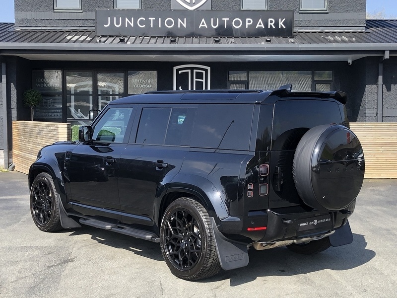 Used Land Rover Defender 110 for sale - 78167983: Photo 3