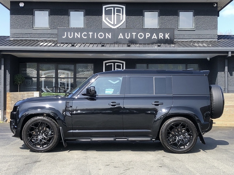 Used Land Rover Defender 110 for sale - 78167983: Photo 4