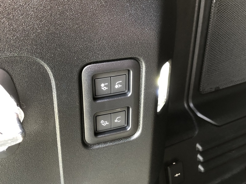 Used Land Rover Defender 110 for sale - 78167983: Photo 74