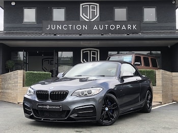 Used BMW 2 Series 2015 for sale - 79301200: Photo