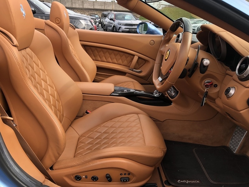 Used Ferrari California 2011 for sale - 77765874: Photo 26