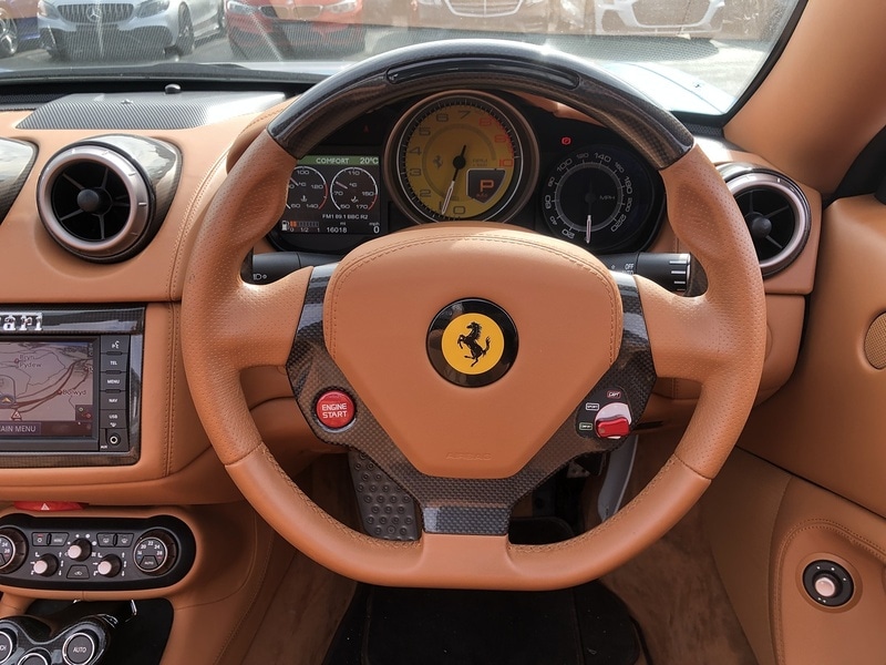 Used Ferrari California 2011 for sale - 77765874: Photo 44