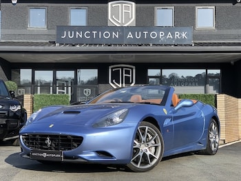 Used Ferrari California 2011 for sale - 77765874: Photo