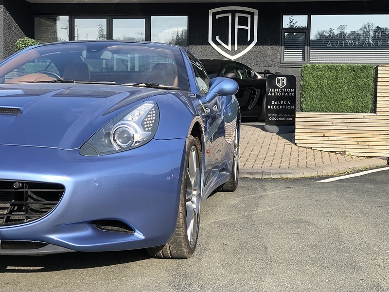 Used Ferrari California 2011 for sale - 77765874: Photo 75