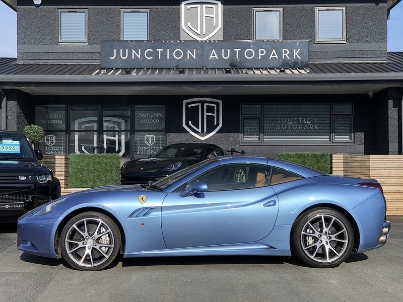 Used Ferrari California 2011 for sale - 77765874: Photo 8