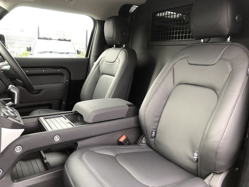 Used Land Rover Defender 90 2022 for sale - 77365247: Photo 24