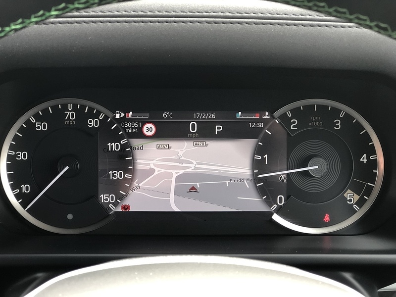 Used Land Rover Defender 90 2022 for sale - 77365247: Photo 27