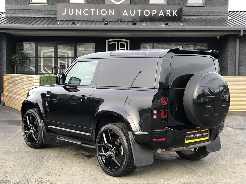 Used Land Rover Defender 90 2022 for sale - 77365247: Photo 3