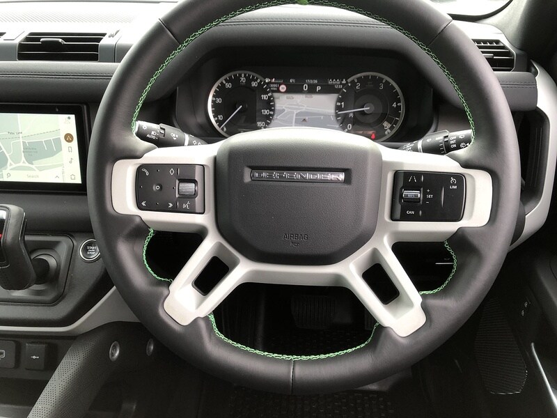 Used Land Rover Defender 90 2022 for sale - 77365247: Photo 30