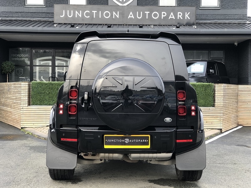 Used Land Rover Defender 90 2022 for sale - 77365247: Photo 8